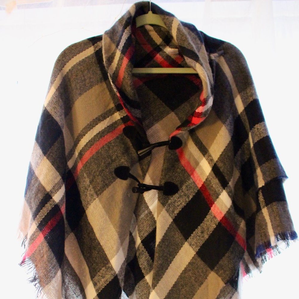 Very versatile shawl